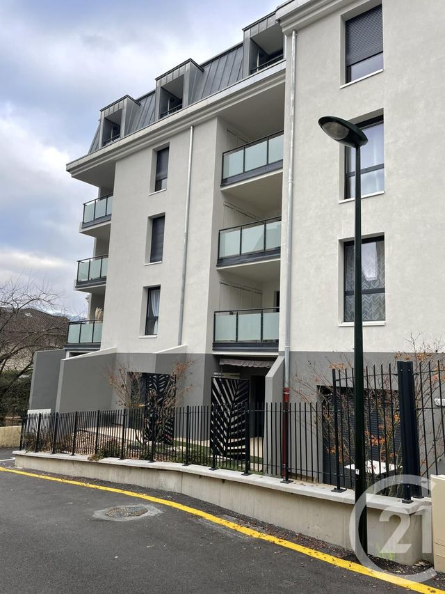 Appartement Studio à louer - 1 pièce - 24.45 m2 - AIX LES BAINS - 73 - RHONE-ALPES - Century 21 Alp-Immo-Confiance