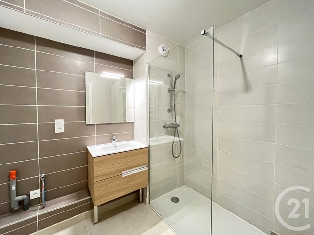 Appartement T3 à louer - 3 pièces - 72.12 m2 - AIX LES BAINS - 73 - RHONE-ALPES - Century 21 Alp-Immo-Confiance