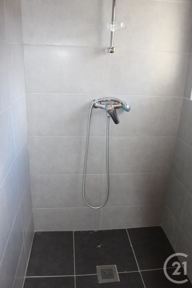 Appartement F1 à louer - 1 pièce - 31.09 m2 - AIX LES BAINS - 73 - RHONE-ALPES - Century 21 Alp-Immo-Confiance