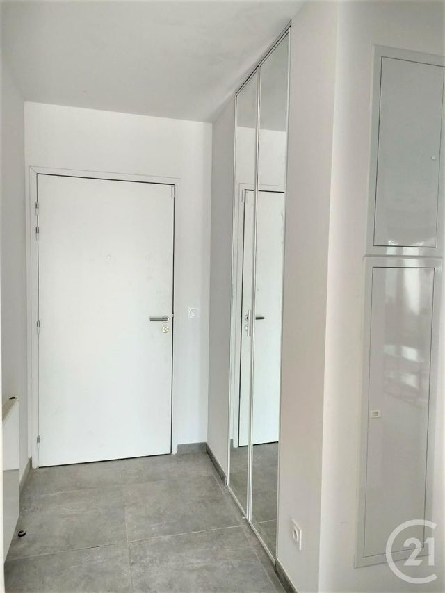 Appartement T2 à louer - 2 pièces - 54.6 m2 - ST ALBAN LEYSSE - 73 - RHONE-ALPES - Century 21 Alp-Immo-Confiance