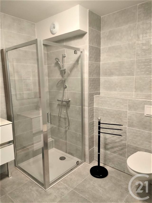 Appartement T2 à louer - 2 pièces - 54.6 m2 - ST ALBAN LEYSSE - 73 - RHONE-ALPES - Century 21 Alp-Immo-Confiance